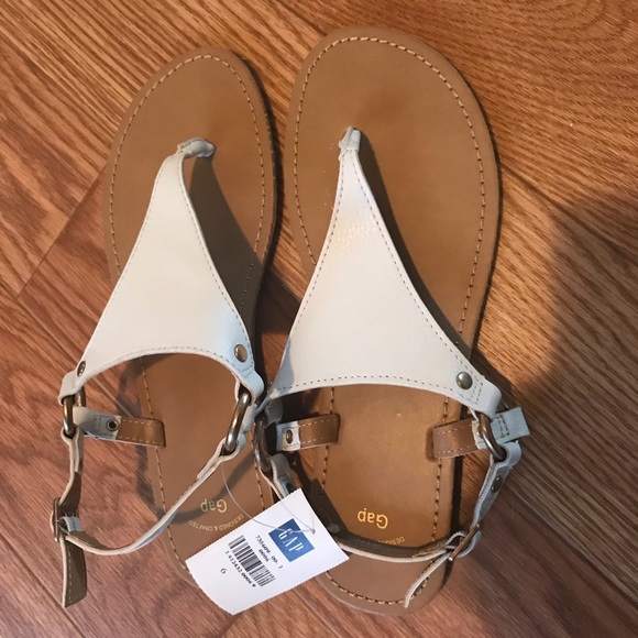 GAP Shoes - NWT Gap White Sandals